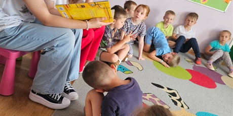 Powiększ grafikę: akademia-czytania-bajek-709043.jpg