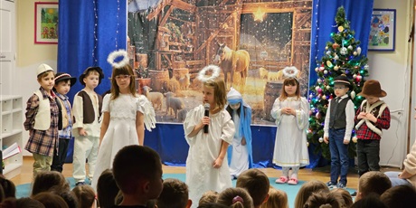 Powiększ grafikę: jaselka-666234.jpg