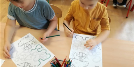 Powiększ grafikę: miedzynarodowy-dzien-postaci-z-bajek-222650.jpg