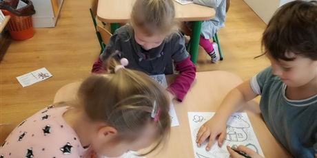 Powiększ grafikę: miedzynarodowy-dzien-postaci-z-bajek-222652.jpg