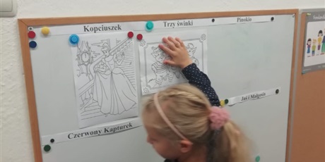Powiększ grafikę: miedzynarodowy-dzien-postaci-z-bajek-222712.jpg