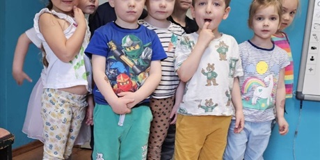 Powiększ grafikę: tus-o-fenku-ktory-oklamal-tate-614542.jpg