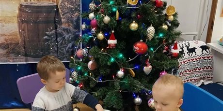 Powiększ grafikę: warsztaty-pieczenia-i-dekorowania-piernikow-grupa-krasnoludki-666205.jpg