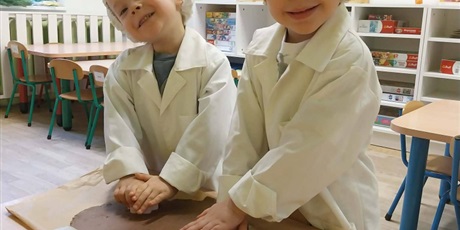 Powiększ grafikę: warsztaty-pieczenia-i-dekorowania-piernikow-grupa-krasnoludki-666211.jpg