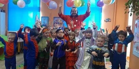 Powiększ grafikę: Karnawałowy Bal Przebierańców