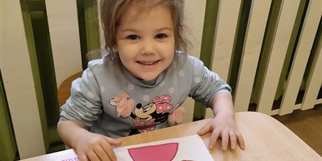 Powiększ grafikę: Warsztaty artystyczne Kids&Art "Dzień dinozaura - malowanie nożyczkami" 