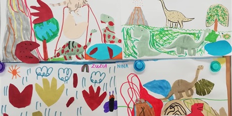 Powiększ grafikę: Warsztaty artystyczne Kids&Art "Dzień dinozaura - malowanie nożyczkami" 